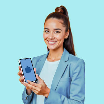 Profesional mostrando un teléfono con ícono de salud, asociada a asesoría digital y orientación sobre seguros empresariales.